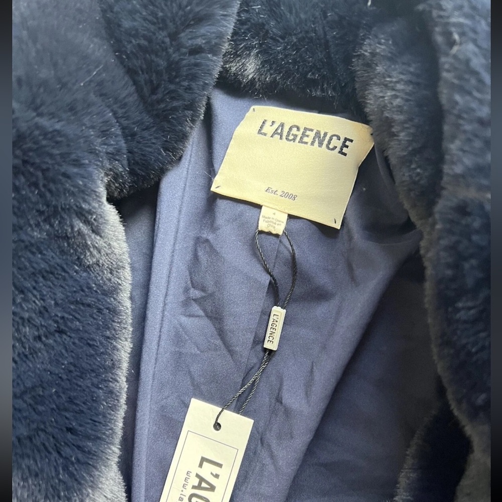 L'AGENCE LIZBETH Ink Blue/Black Teddy Coat Brand New without Tags - Picture 4 of 10